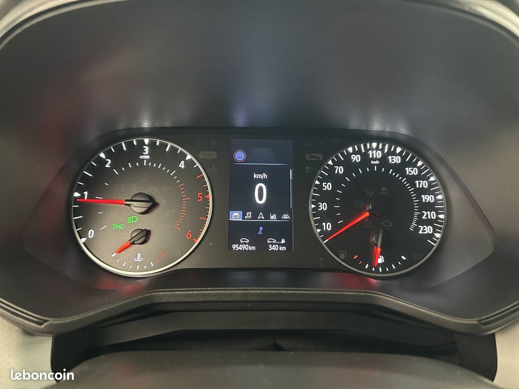 RENAULT Clio Blue dCi 100 Evolution (image 17)