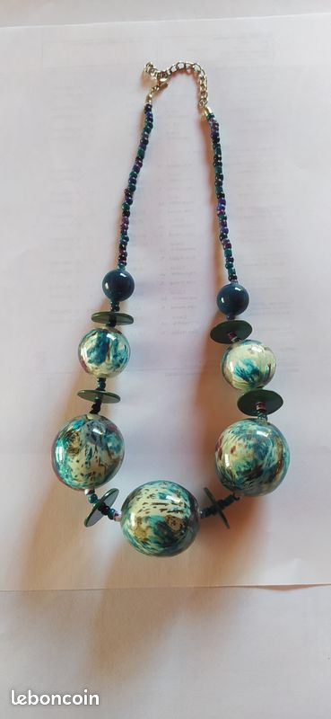 Collier Fantaisie Perles Bleues Décroissantes – Longueur 80 Cm, Occasion, Sans Marque