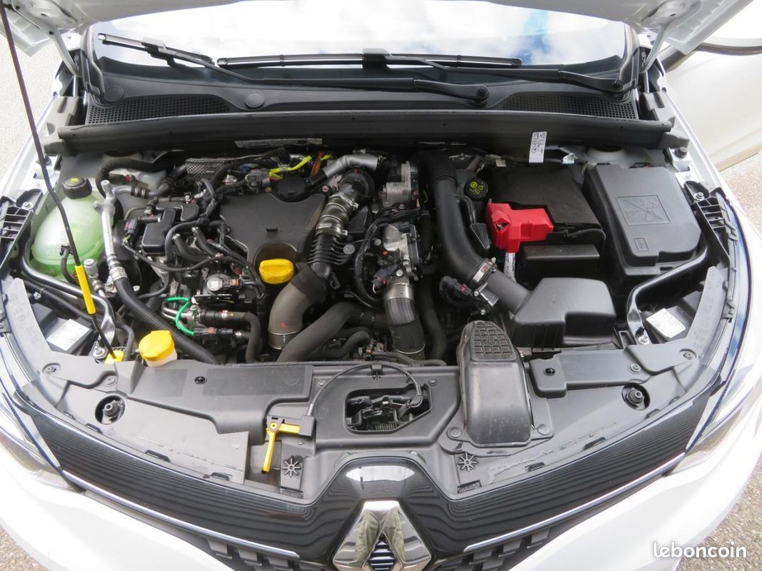 RENAULT CLIO V 1.5 Blue dCi -100 SOCIETE Business (image 17)