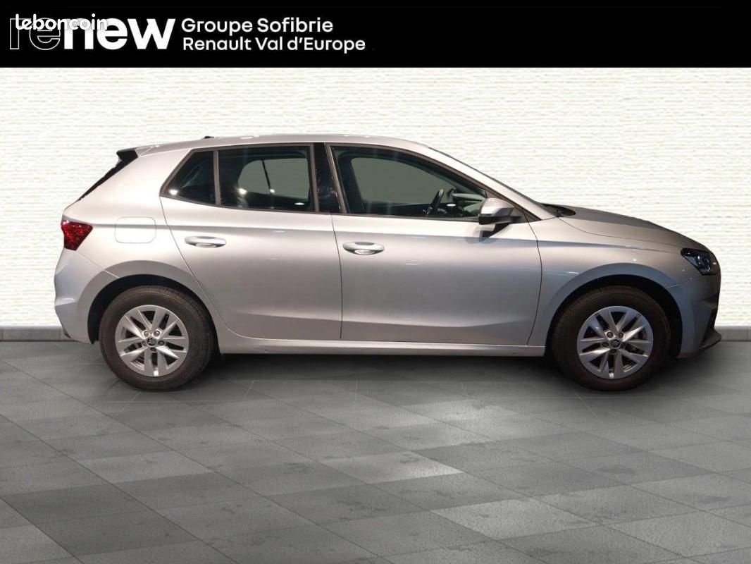 Skoda Fabia 1.0 MPI 80 ch BVM5 Ambition (image 4)