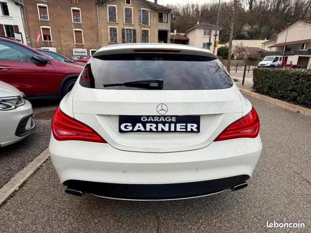 Mercedes CLA Shooting Brake 180 Sensation 7-G DCT (image 3)