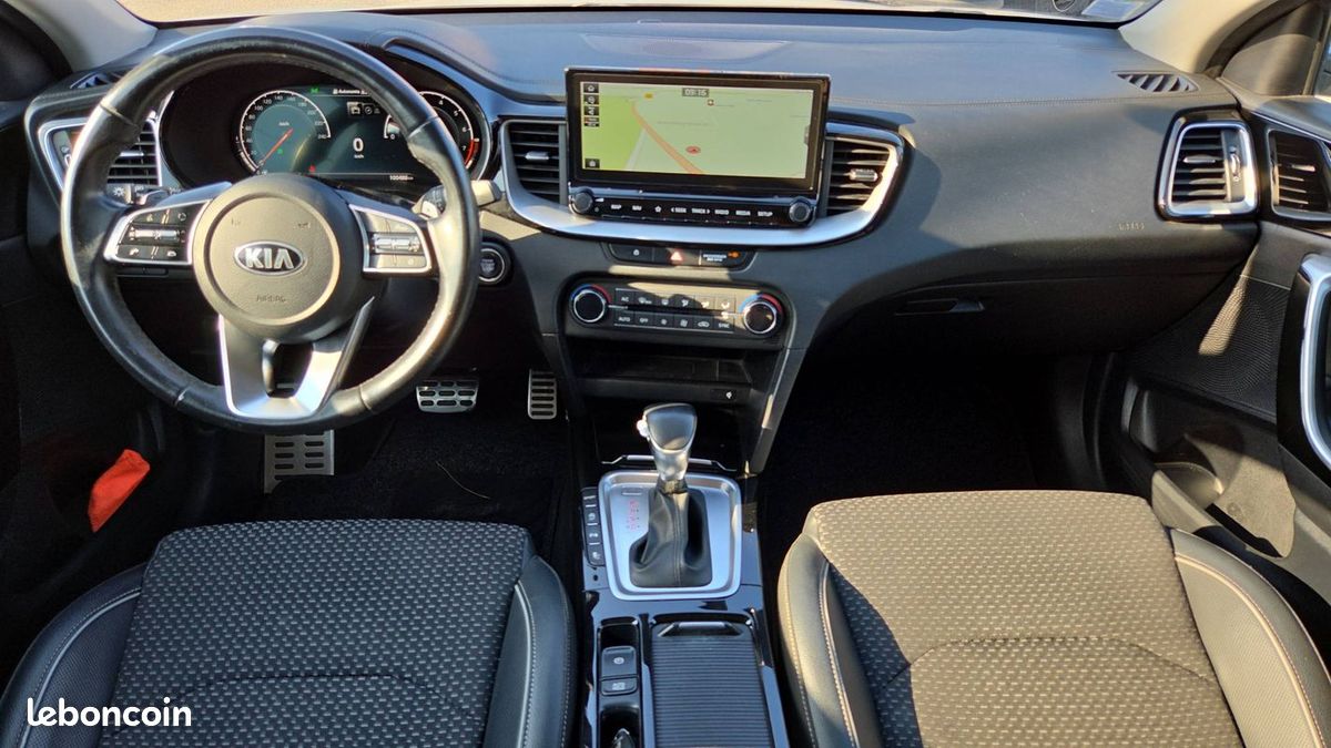 Kia Xceed 1.6 T-GDi 204 DCT7 Launch Edition (image 11)