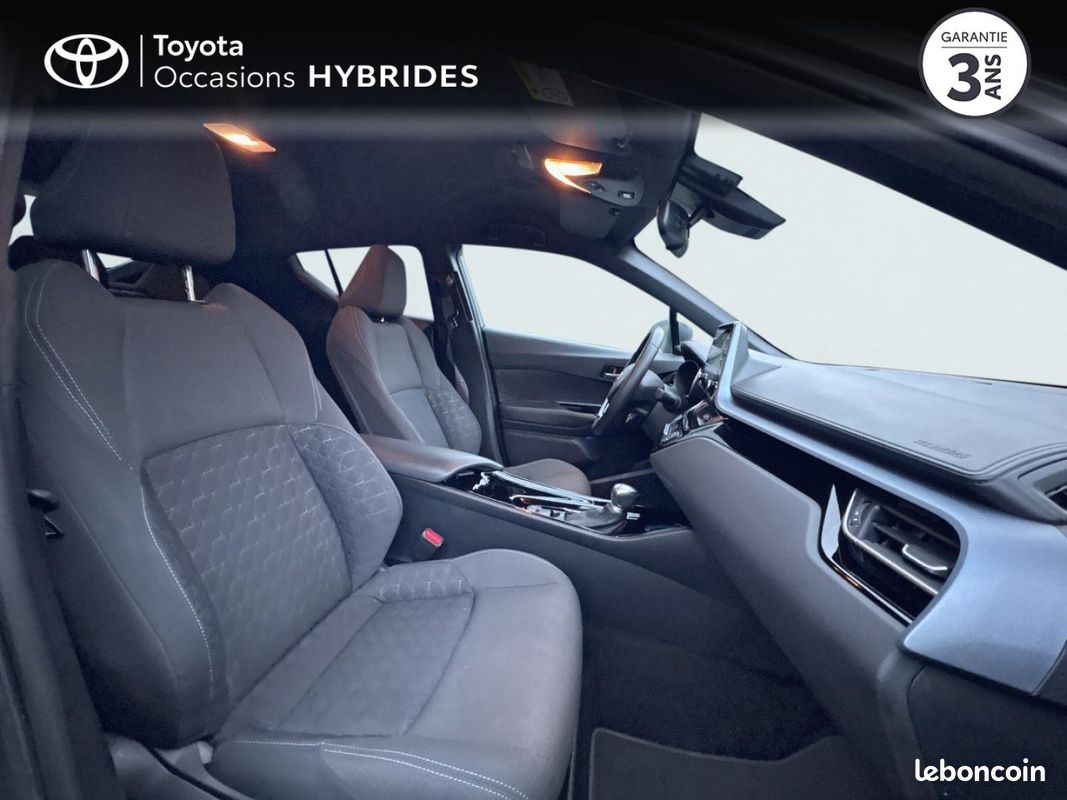 Toyota C-HR 122h Edition 2WD E-CVT RC18 (image 6)