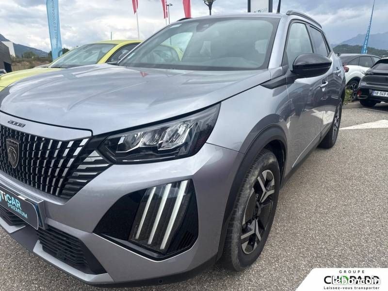 Peugeot 2008 Hybrid 145 e-DCS6 Allure (image 25)