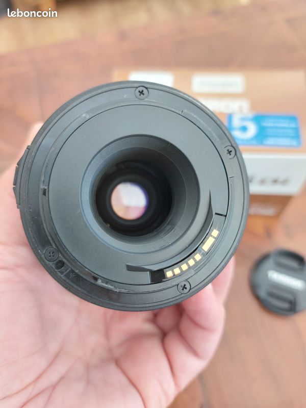Tamron AF 70-300mm f/4-5.6 Di LD Macro 1:2 Canon EF (image 4)