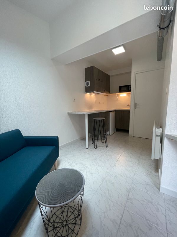 Appartement 2 pièces 25 m² · à Saintes · 25 m² · 433 €/mois
