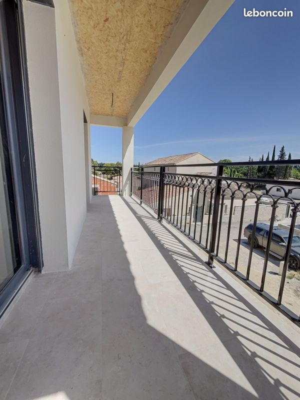 Maison 6 pièces 120 m² · à Loriol-du-Comtat · 120 m² · 379 000 €