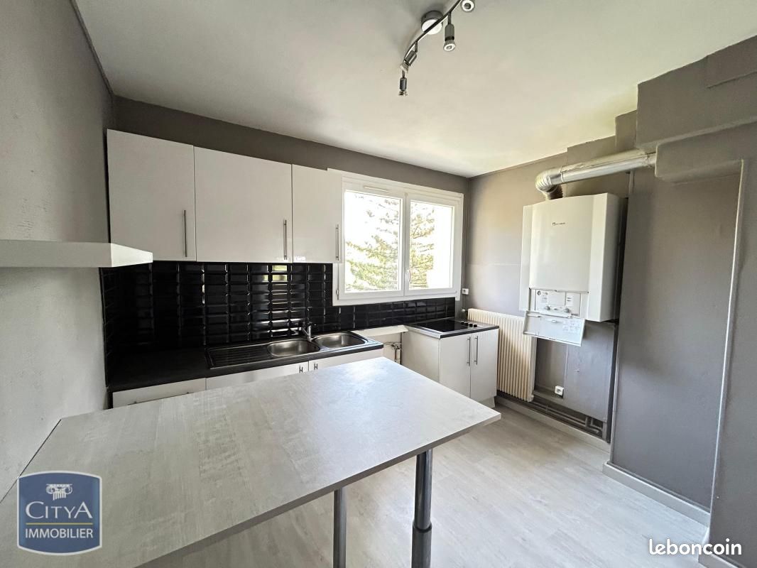Appartement 3 pièces 66 m² · à Charleville-Mézières · 66 m² · 45 000 €