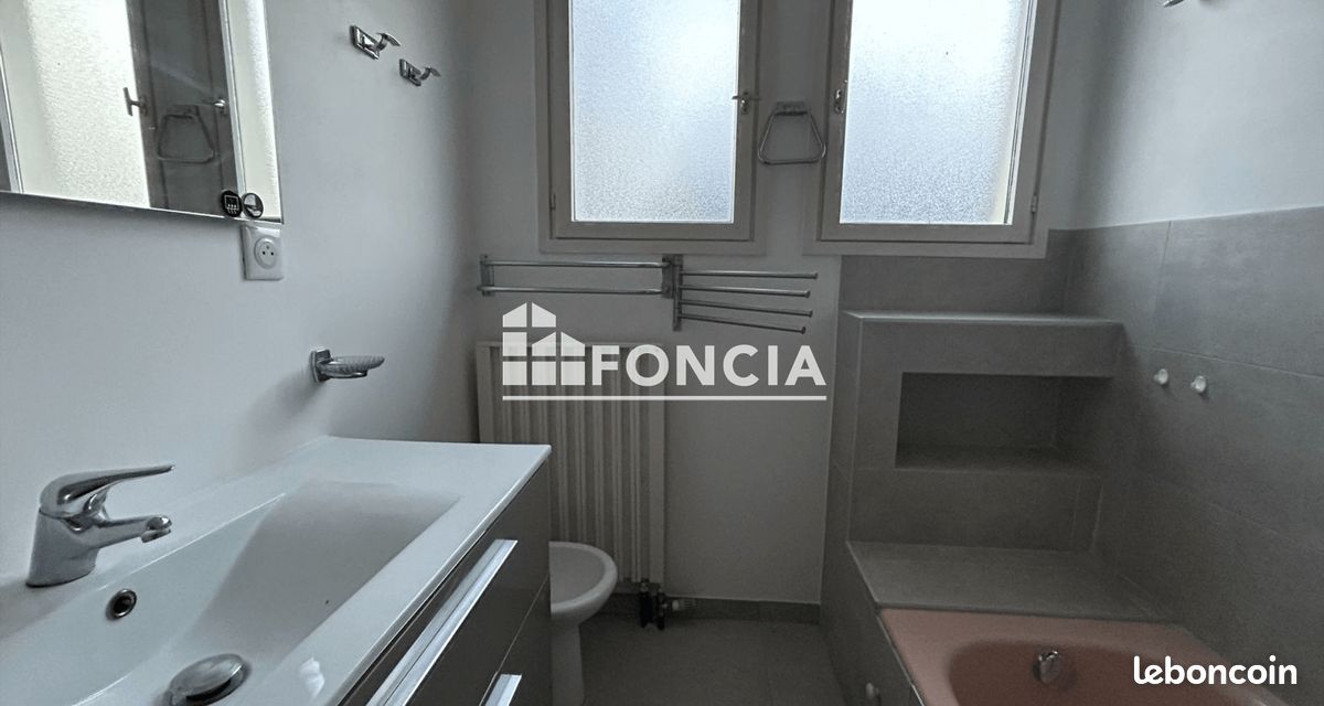 Appartement 3 pièces 93 m² · à Chambéry · 93 m² · 1 137 €/mois
