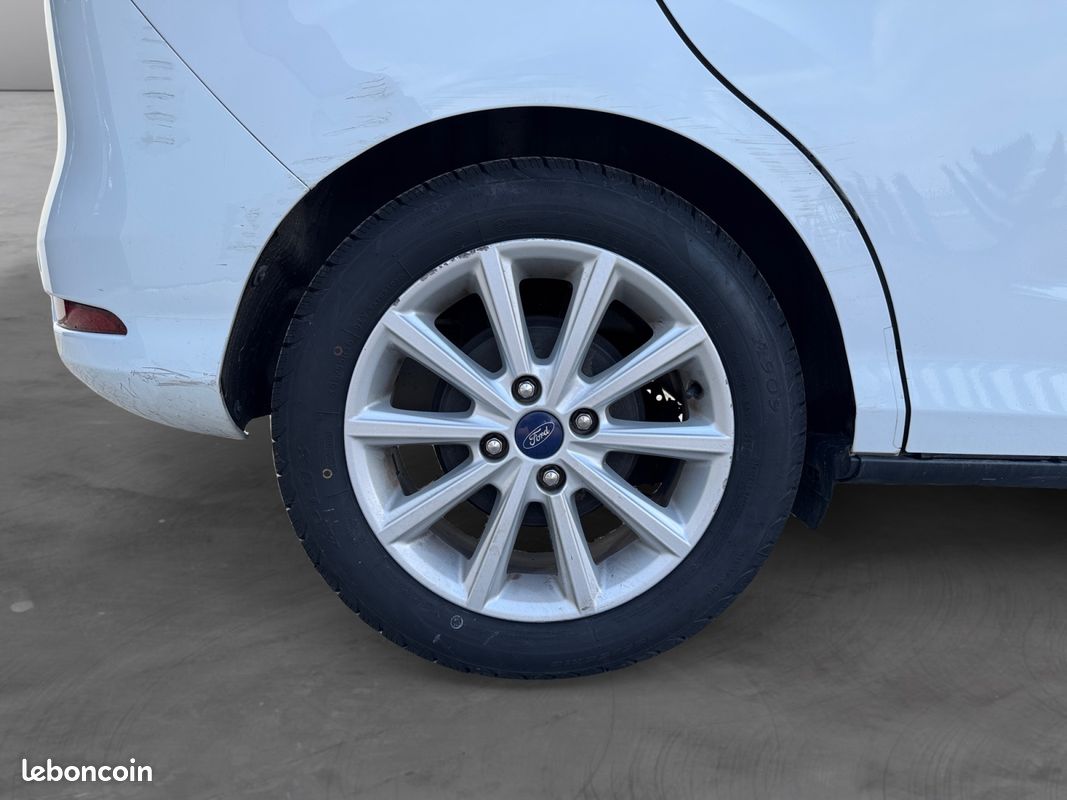 FORD B-MAX 1.0 ECOBOOST 125 Titanium Attelage Suivi Complet Radar AR Bluetooth Garantie 12 mois (image 17)