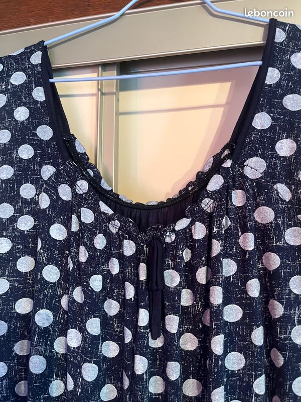 Robe (image 3)