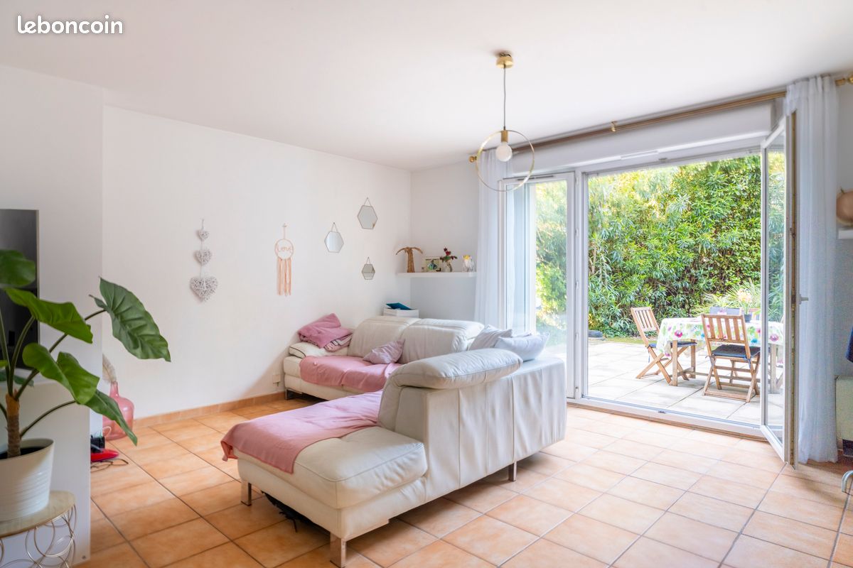 Appartement 3 pièces 70 m² · à Marseille · 70 m² · 315 000 €