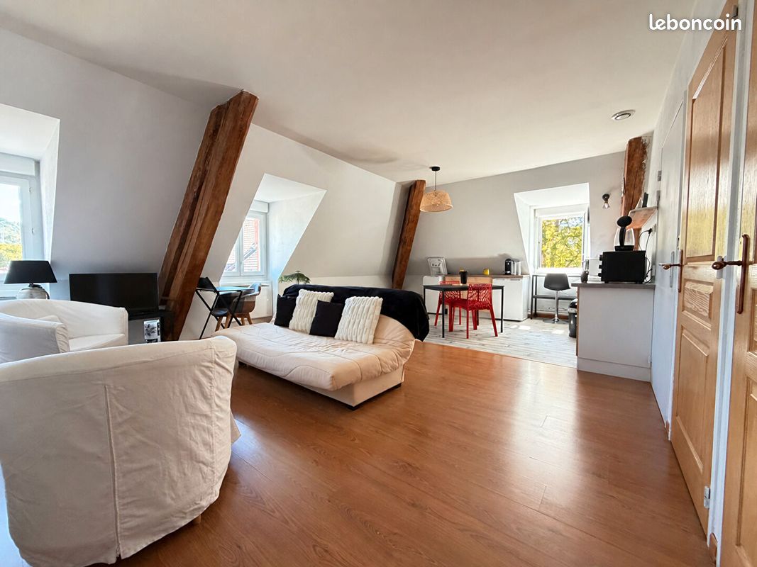 Appartement 2 pièces 44 m² · à Lons-le-Saunier · 44 m² · 99 000 €