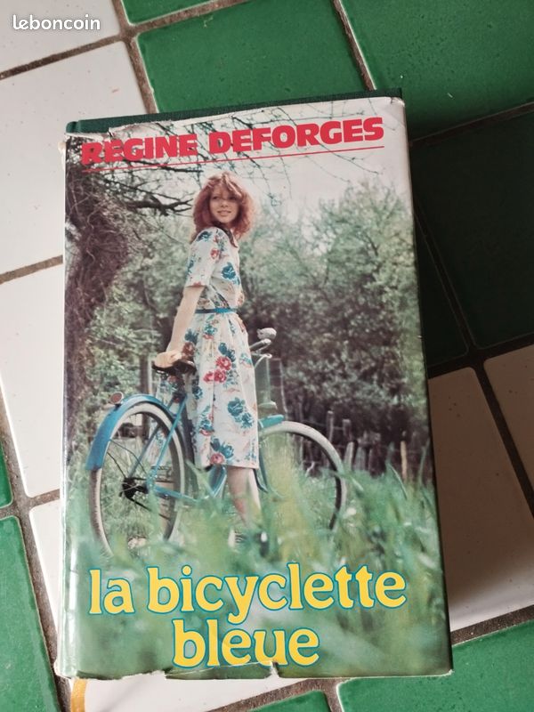La bicyclette bleue . R Deforges (image 5)