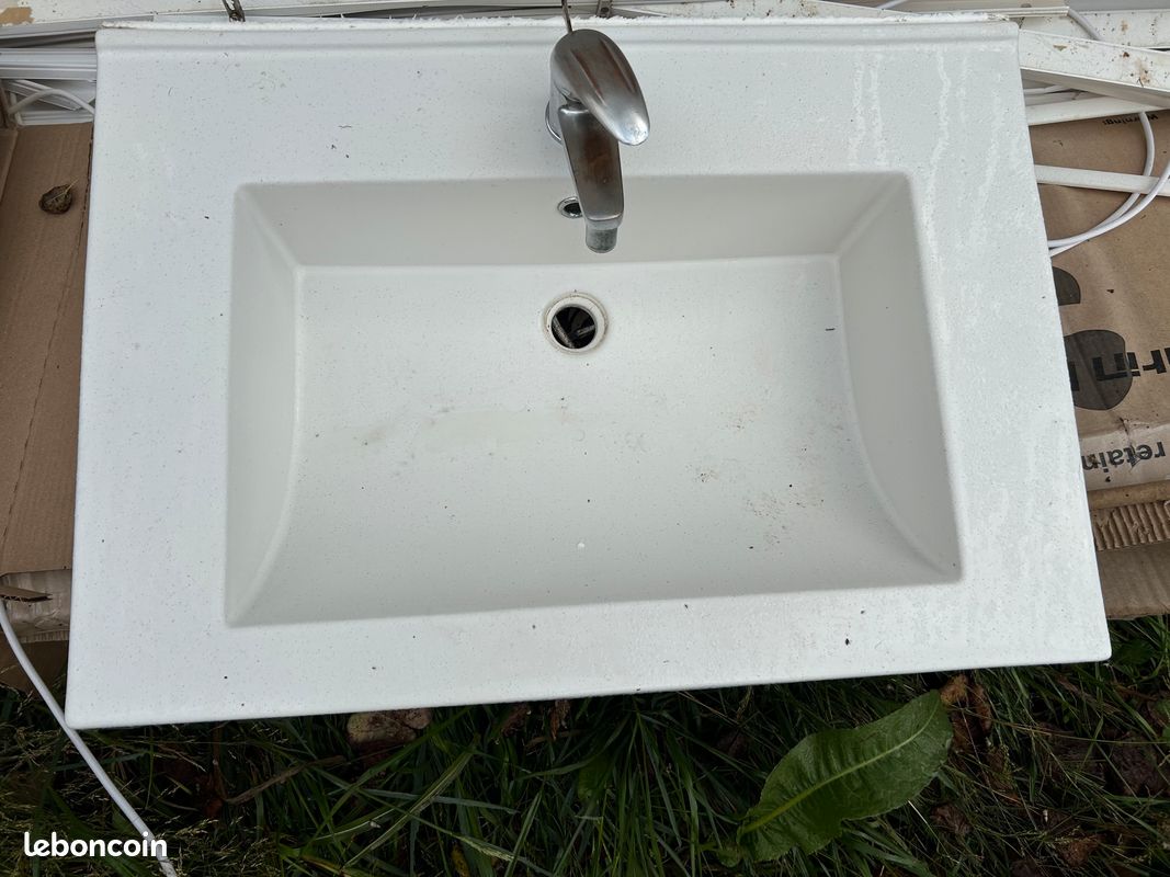 Lavabo (image 1)
