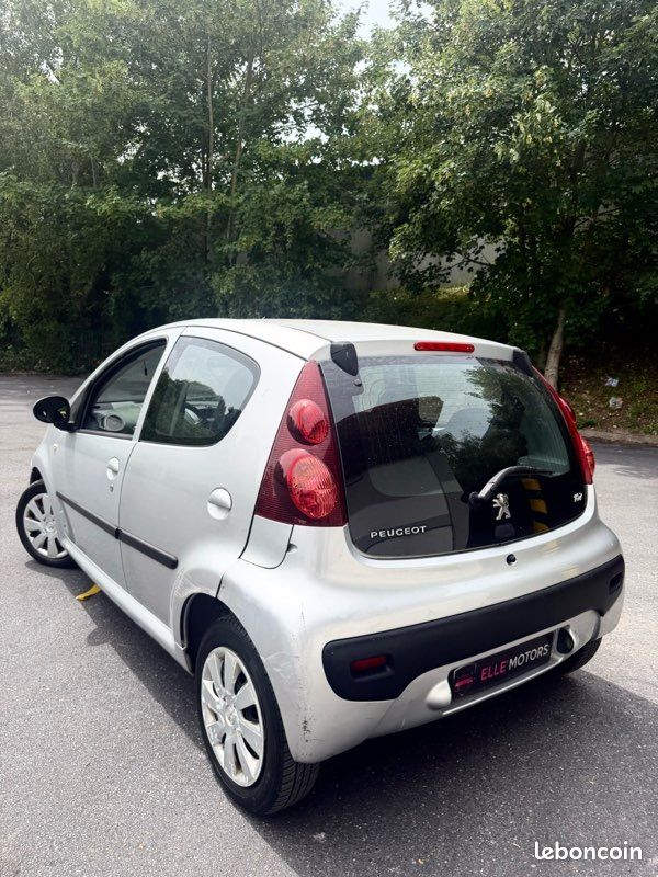 PEUGEOT 107 - 1.0 ACTIVE - BOÎTE AUTOMATIQUE - 68ch - 165.000km - GARANTIE MOTEUR ET BOÎTE (image 3)