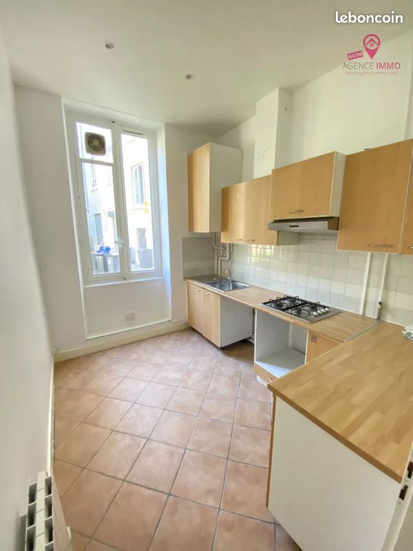 Appartement 3 pièces 60 m² · à Lyon · 60 m² · 876 €/mois