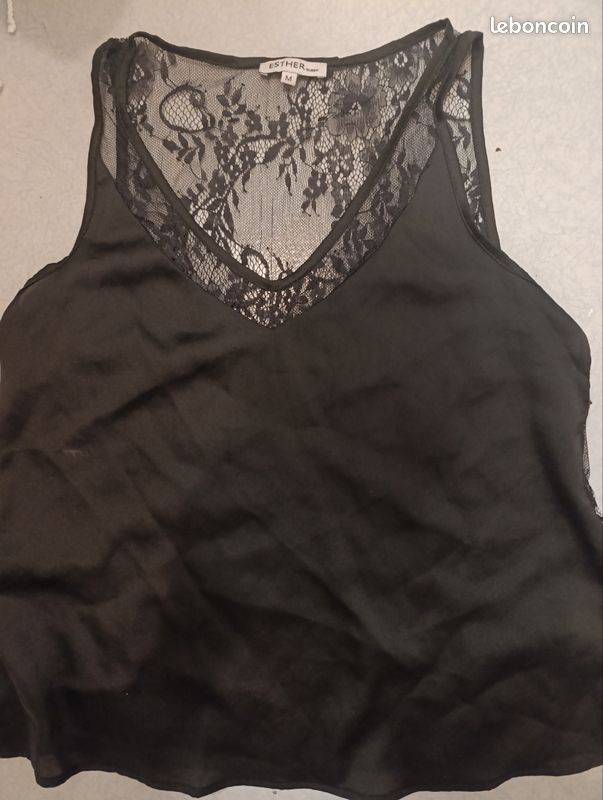 Haut dentelle 2 (image 2)