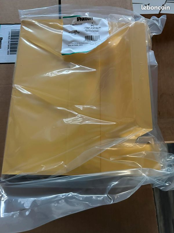 Lot 5x Sorties de Goulotte PANDUIT FiberRunner FRSPJC412LYL (image 2)
