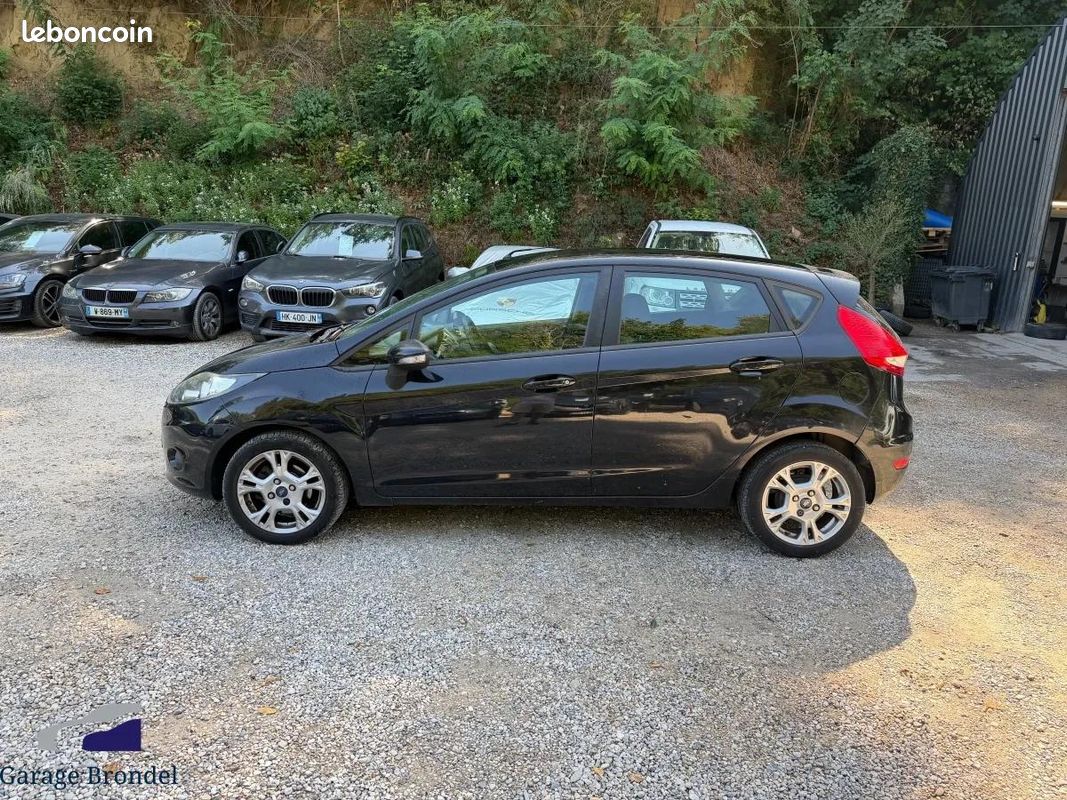Ford Fiesta 1.4 TDCi 71cv Trend 2ème main (image 4)