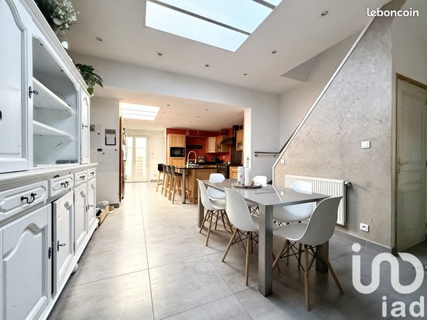Propriété 5 pièces 135 m²