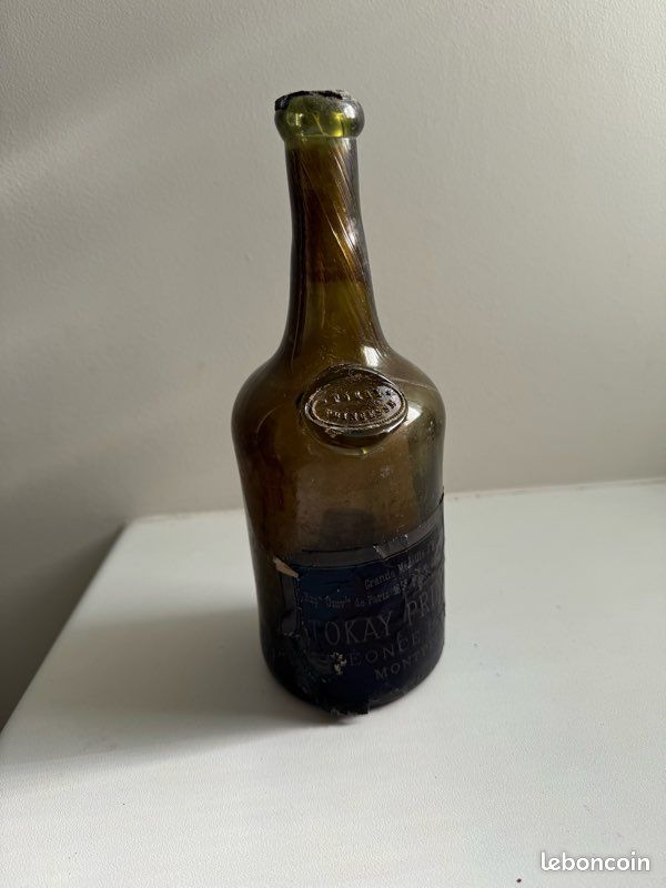Bouteille très rare ancienne 1855 tokay princesse (image 1)