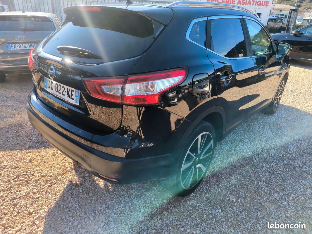 Nissan Qashqai 1.6 dCi 130 ch all mode entretenu GPS xénon bluetooth garantie 6 mois (image 4)