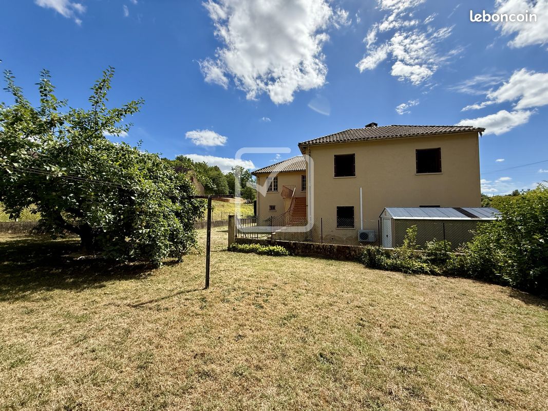 Maison 6 pièces 126 m² · à Sarlat-la-Canéda · 126 m² · 198 000 €