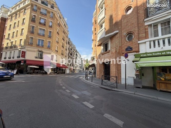Local commercial 141 m² (image 2)