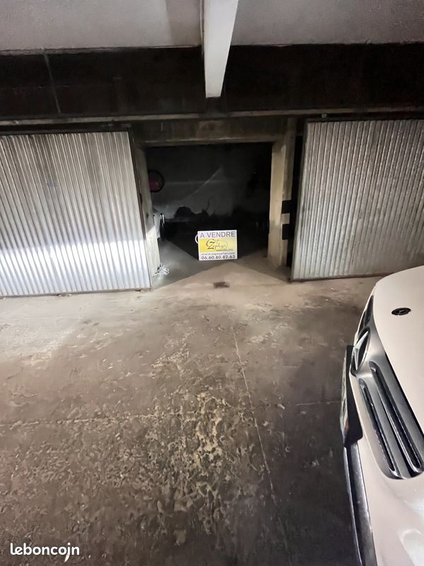 Parking 11 m² · à Agde · 11 m² · 27 000 €