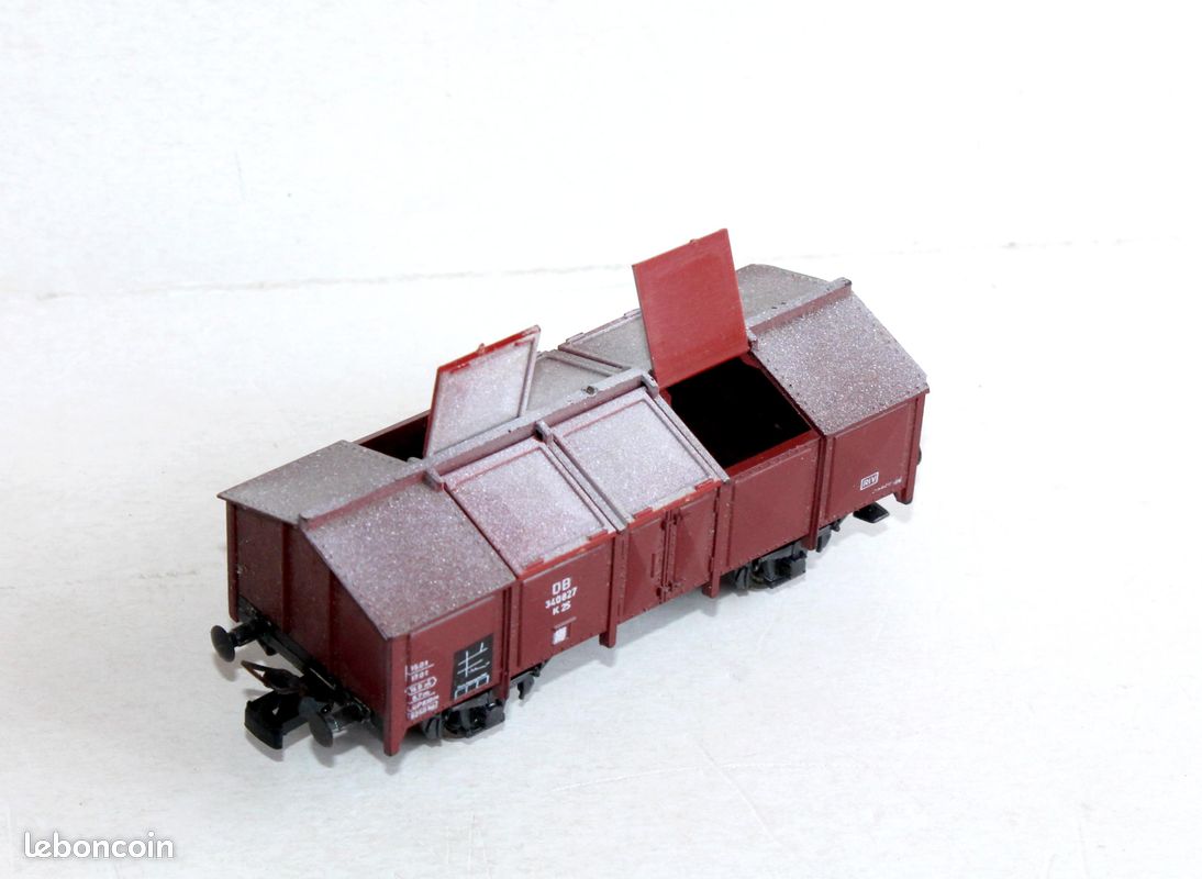 Wagon Bâché Court Bleu DB PIKO - 47443 - HO - Neuf