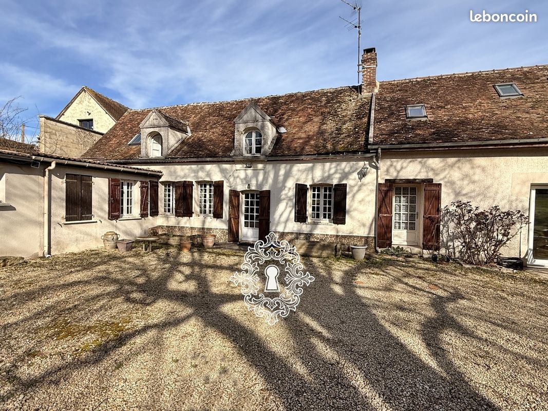 Maison 5 pièces 158 m² · à Sergines · 158 m² · 189 000 €