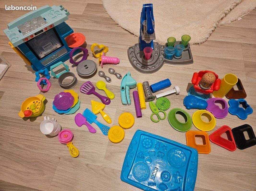 Lot pate a modeler (image 1)