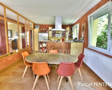 Maison 960 000 € - 263 m²