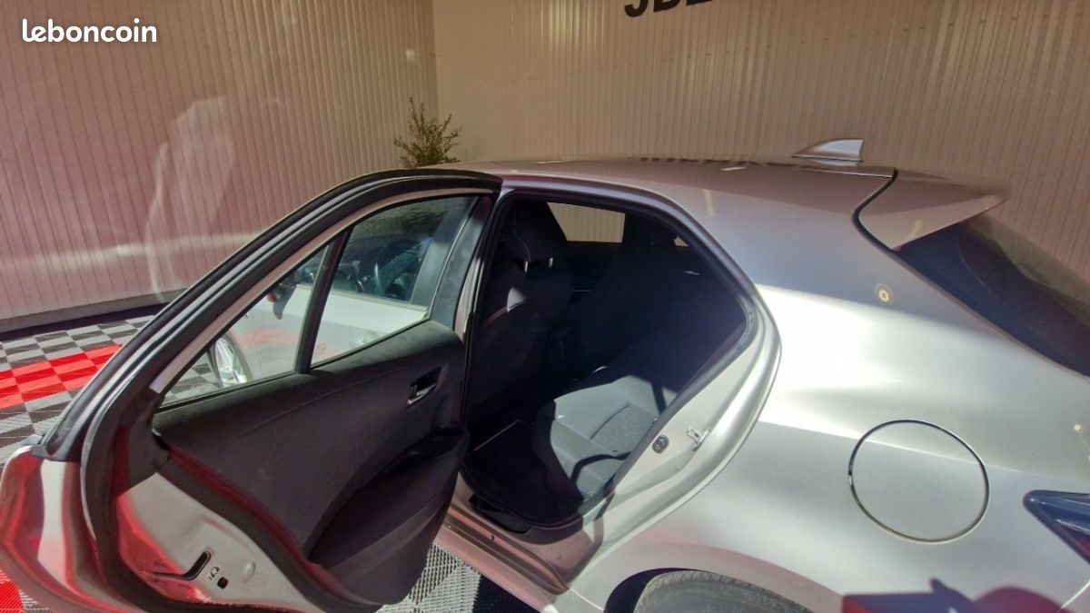 Toyota Corolla PRO HYBRIDE MY20 122H DYNAMIC BUSINESS (image 12)