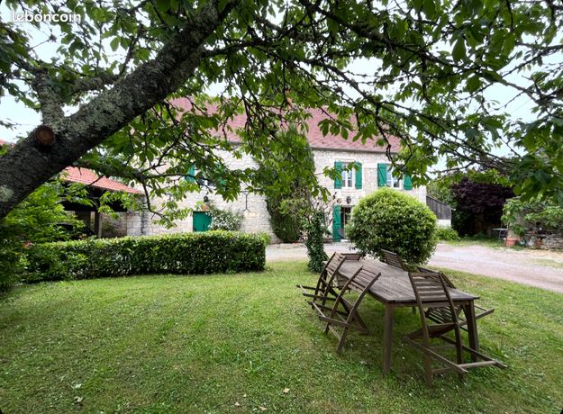 Maison 7 pièces 202 m²