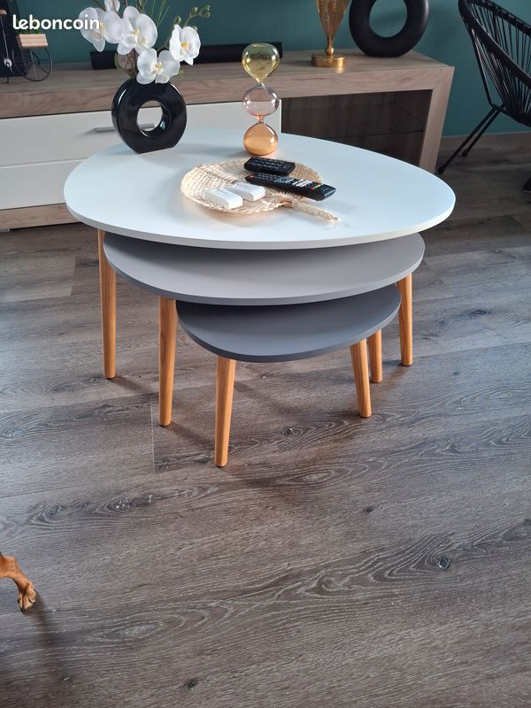 Tables gigognes (image 1)