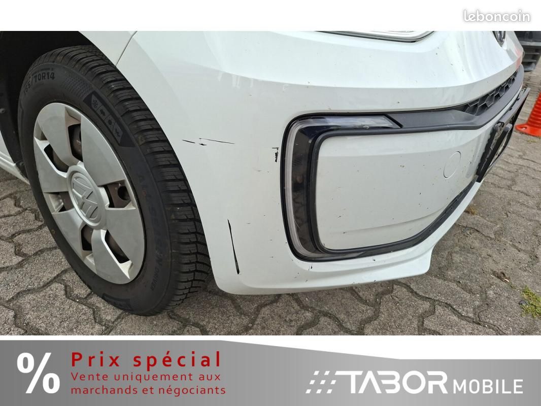 Volkswagen E-Up CCS Climatronic SHZ LM Winter-Paket (image 15)