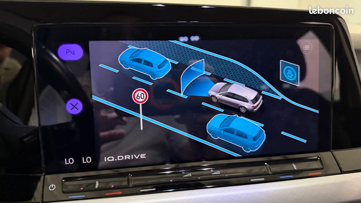 VOLKSWAGEN GOLF SW 1.0 TSI 110ch LIFE PLUS - CARPLAY - ENTRETIEN CONSTRUCTEUR A JOUR (image 18)