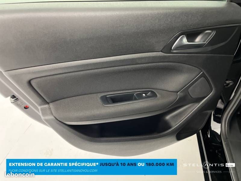 Peugeot 308 PureTech 110ch S&S BVM6 Style (image 30)