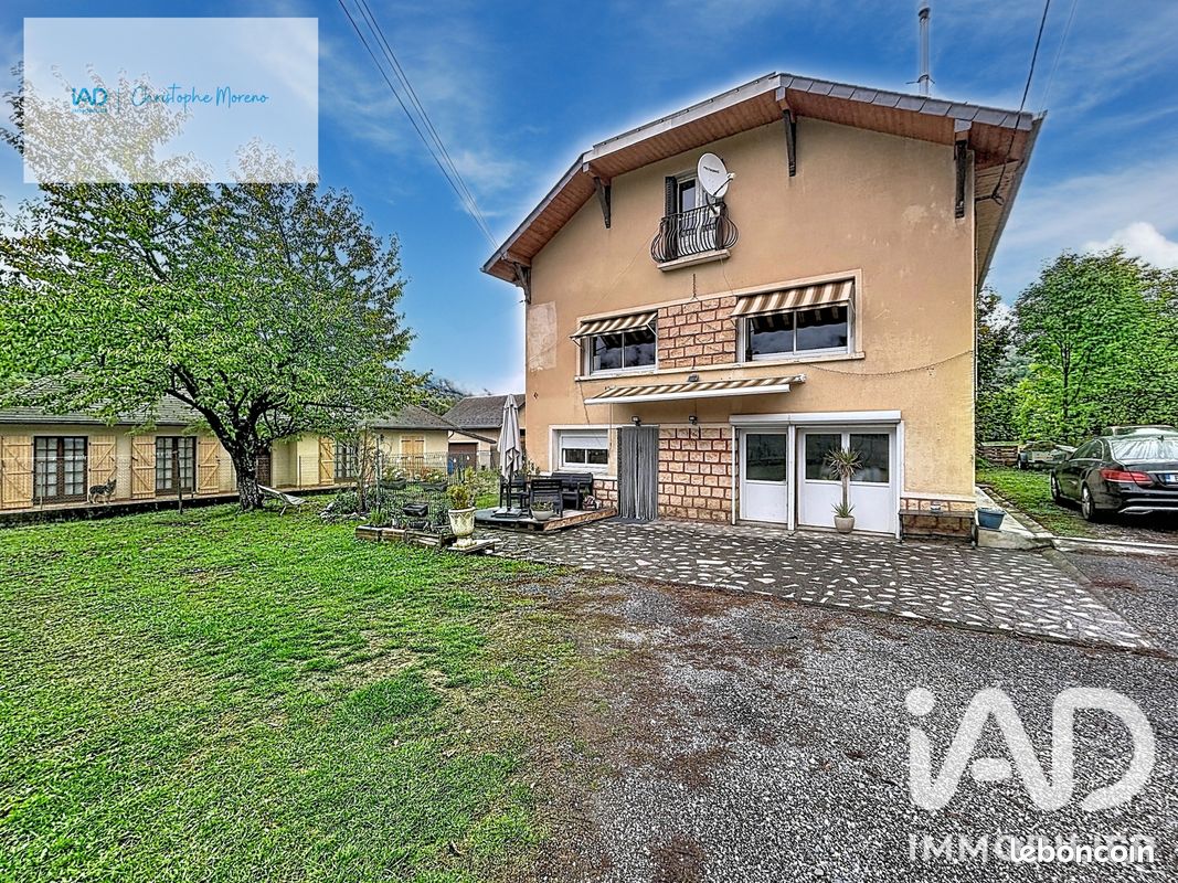 Maison 6 pièces 122 m² · à Montauban-de-Luchon · 122 m² · 264 000 €