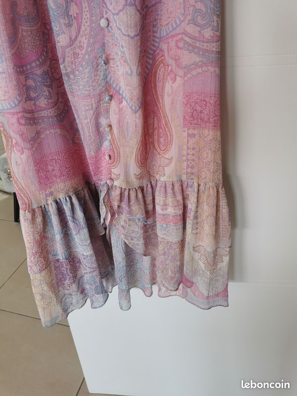Zara. Tres jolie robe d ete fourreau. Longueur midi . Rose pâle parme turquoise. L. Neuve (image 4)