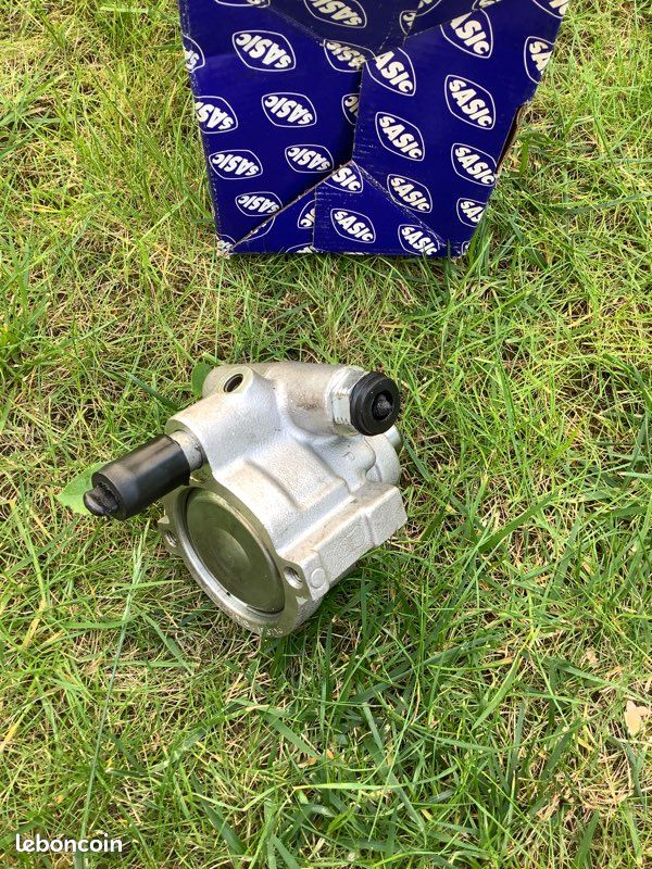 Pompe de direction Renault Laguna 2, Renault Master 1,8 - 2,0 neuf (image 3)