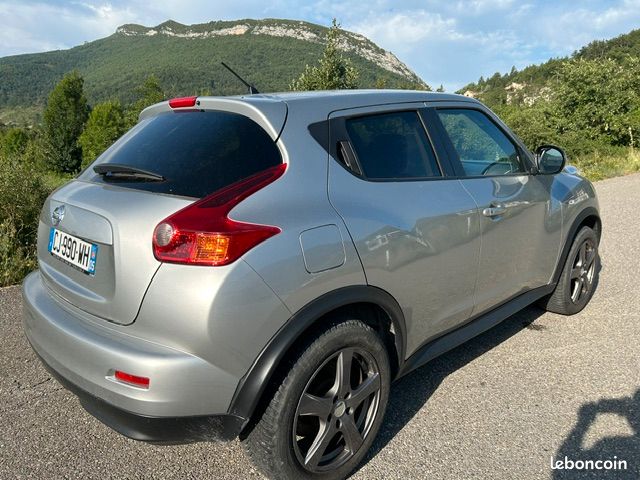 NISSAN JUKE 1.6 DIG T 4X4 essence (image 3)