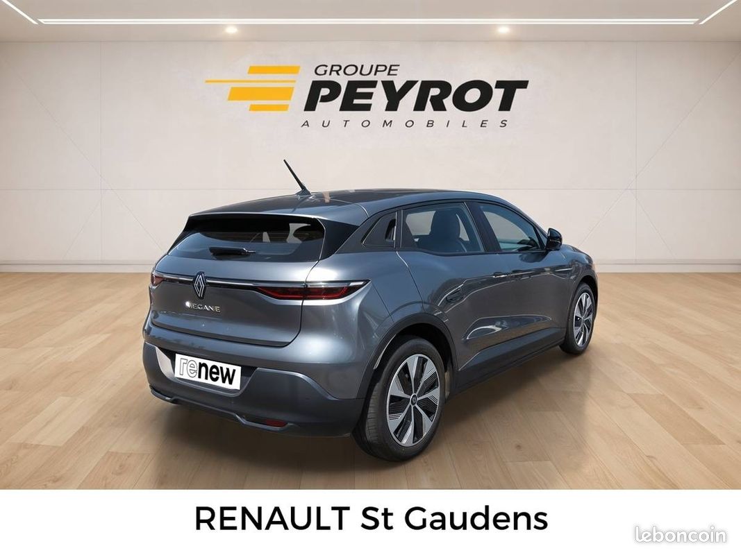 RENAULT Megane E-Tech EV60 130ch optimum charge Evolution ER (image 5)