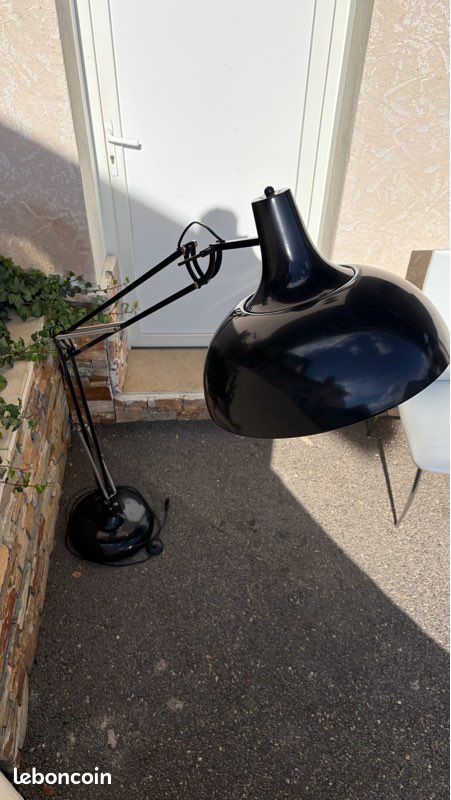 Grand lampadaire articulé noir – Style industriel / vintage (image 2)