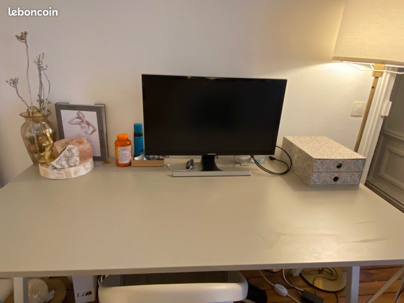 Table à manger ou bureau (image 1)