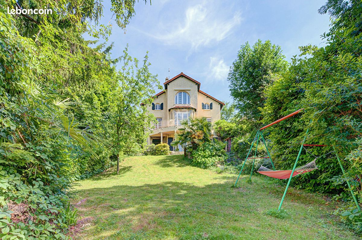 Maison 7 pièces 174 m² · au Pecq · 174 m² · 780 000 €
