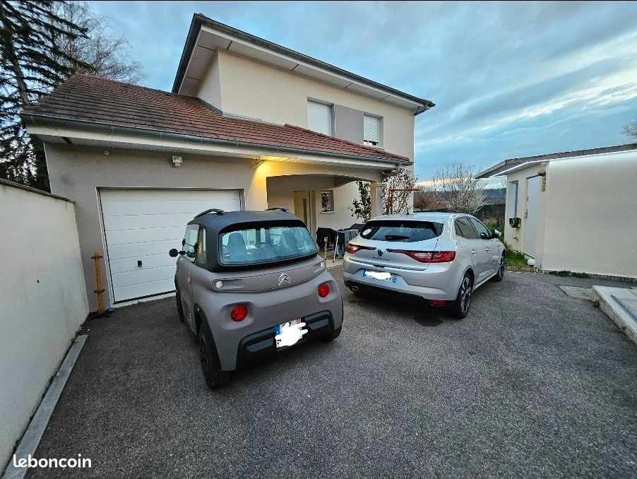 Maison 6 pièces 140 m² · à La Chapelle-de-la-Tour · 140 m² · 385 000 €