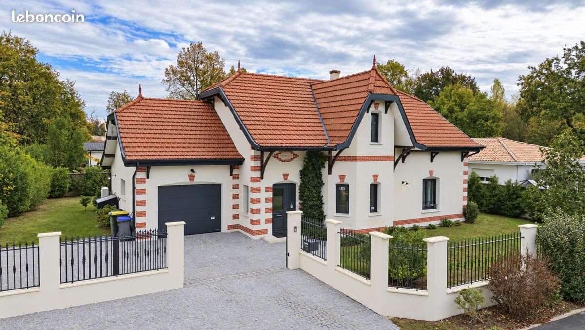 Maison 5 pièces 182 m² · à Audenge · 182 m² · 879 000 €